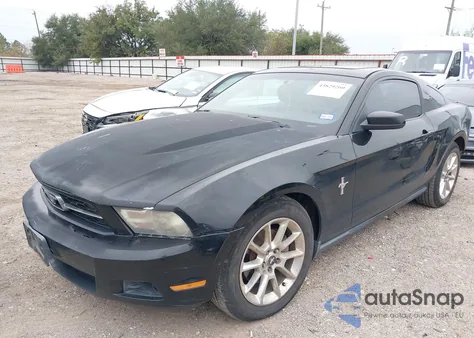 2007 Ford Mustang V6 Deluxe/V6 Premium z USA, uszkodzony, nr VIN 1ZVHT80N875258605